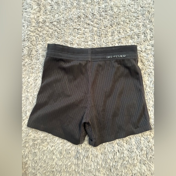 Nike black aero swift racing shorts size small - Picture 4 of 4